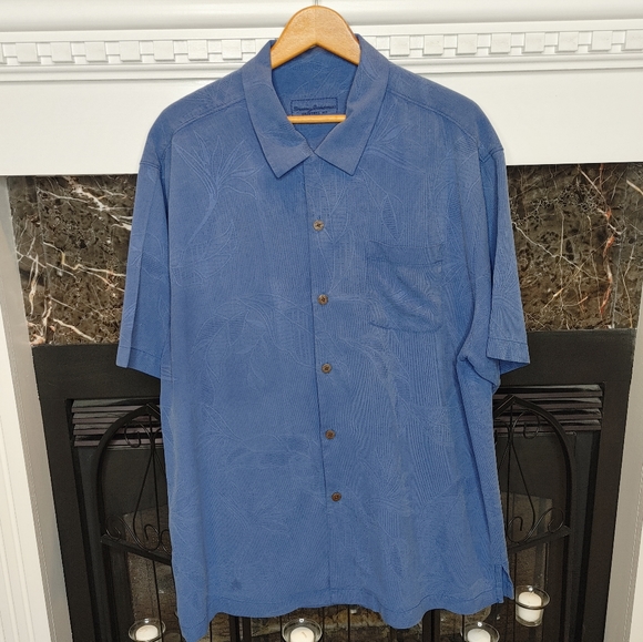 Tommy Bahama Other - TOMMY BAHAMA ORIGINAL FIT JACQUARD PALM LEAF PRINT CAMP SHIRT, BRIGHT COBALT XL